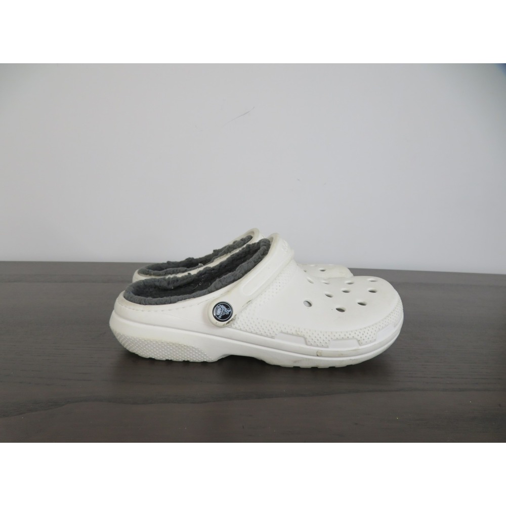 Crocs Fur Lined Clogs Womens 9 Shoes White Fuzzy Comfort Slippers Slip On